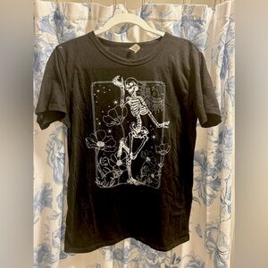 Black Happy Skeleton Tee 💀